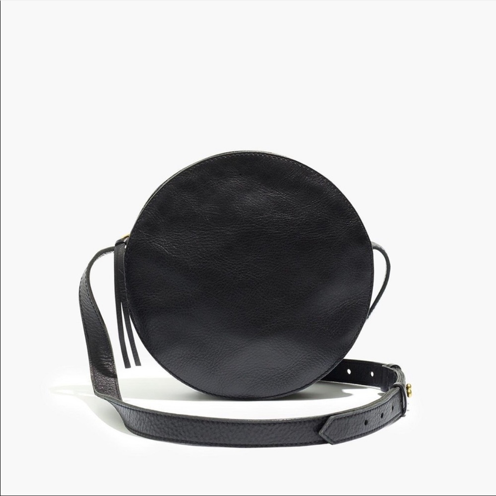 Madewell Simple Circle Crossbody bag